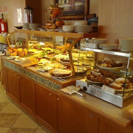 Apulia Hotel Taranto Ara Solis Lido Azzurro エクステリア 写真