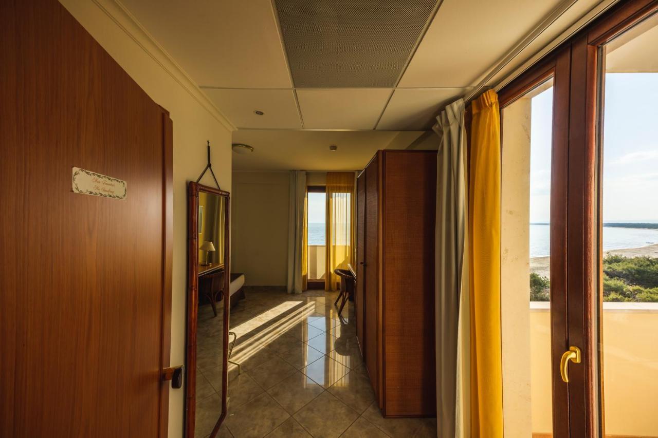 Apulia Hotel Taranto Ara Solis Lido Azzurro エクステリア 写真