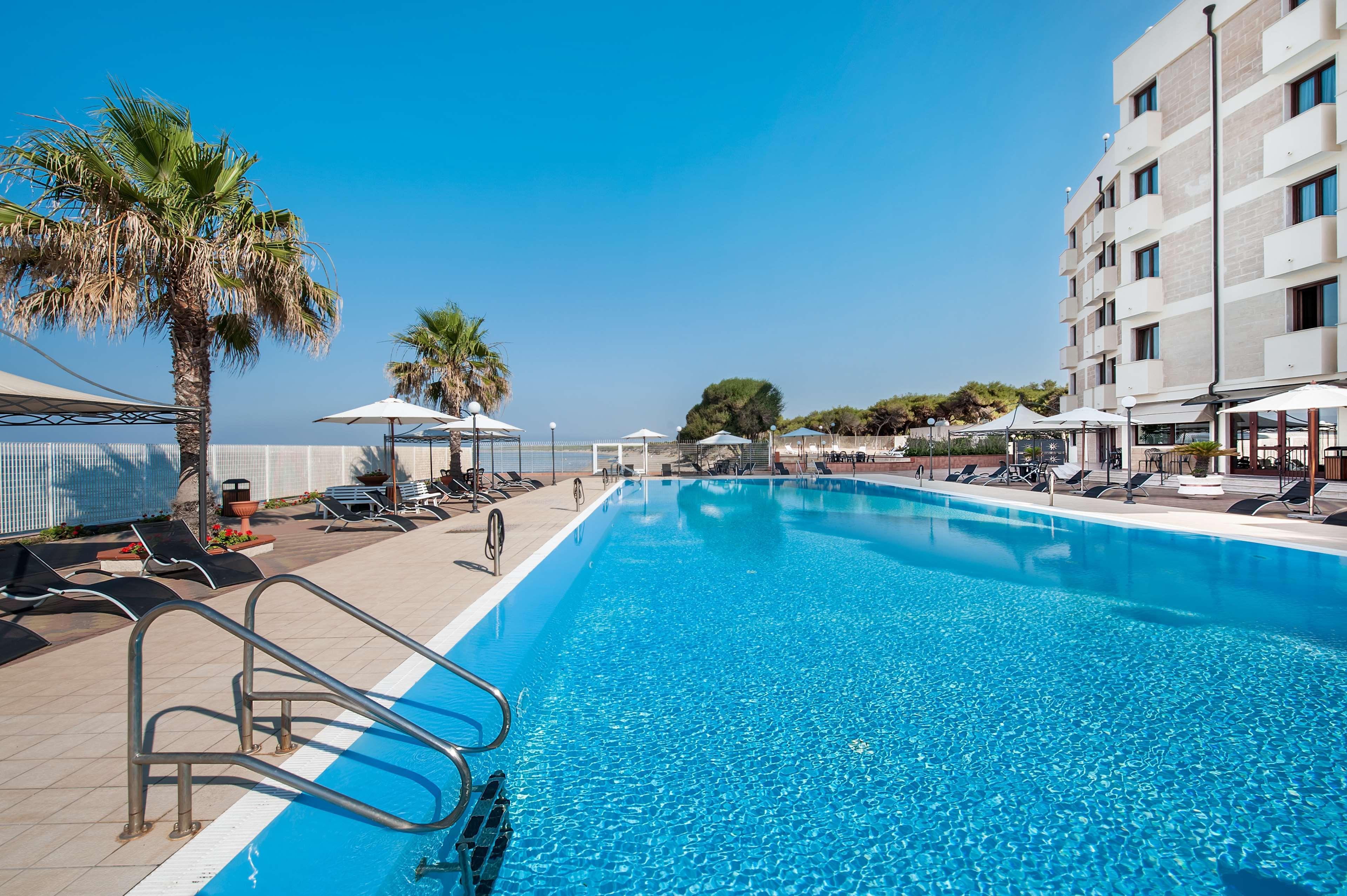 Apulia Hotel Taranto Ara Solis Lido Azzurro エクステリア 写真